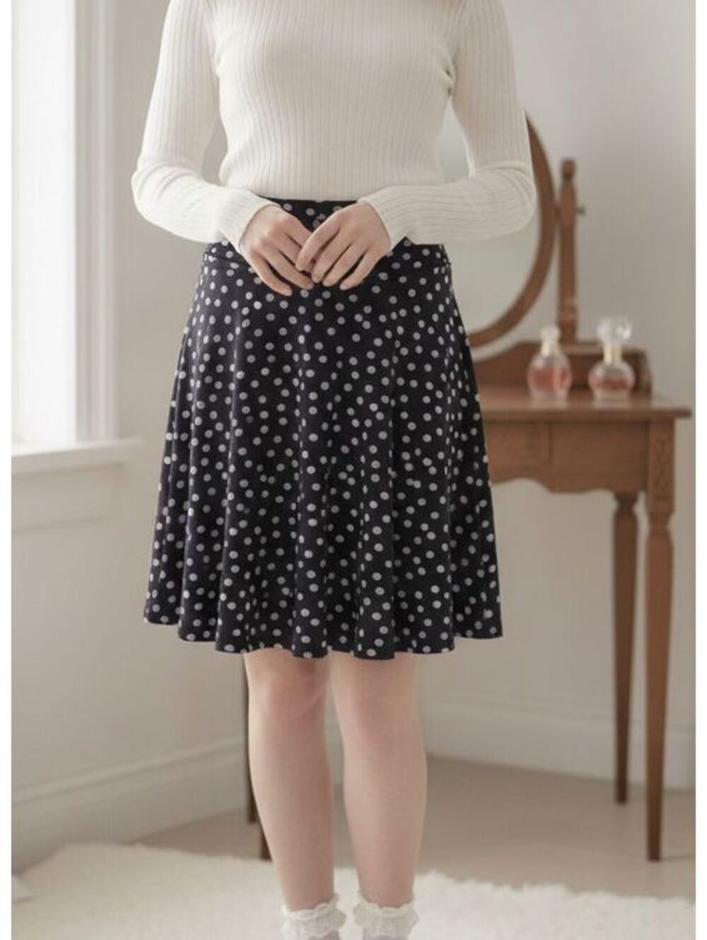 Salaam Black Polka Dot Midi Skirt A-Line Stretchy Size Small Retro Pinup